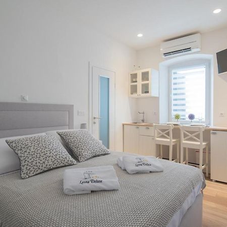 Leona Deluxe Apartments Pula Zewnętrze zdjęcie