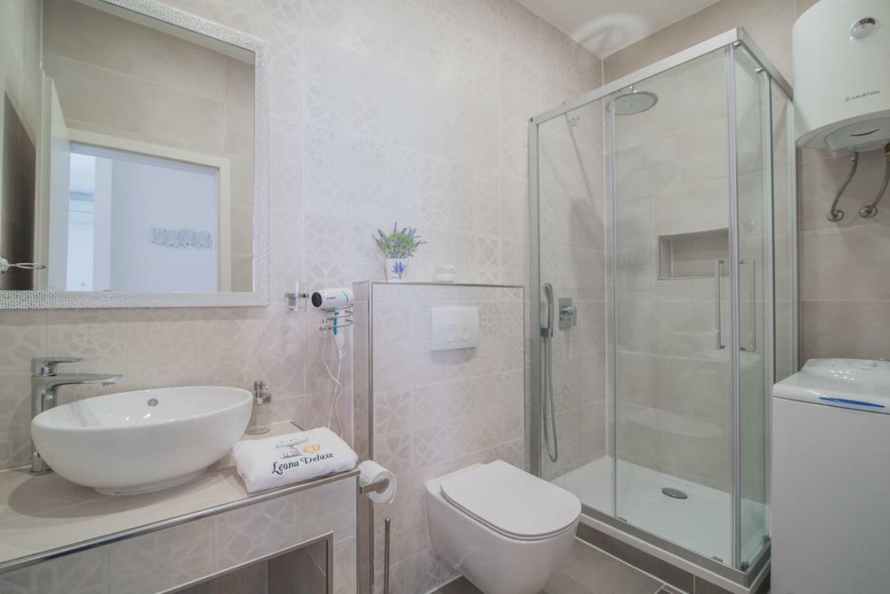 Leona Deluxe Apartments Pula Zewnętrze zdjęcie