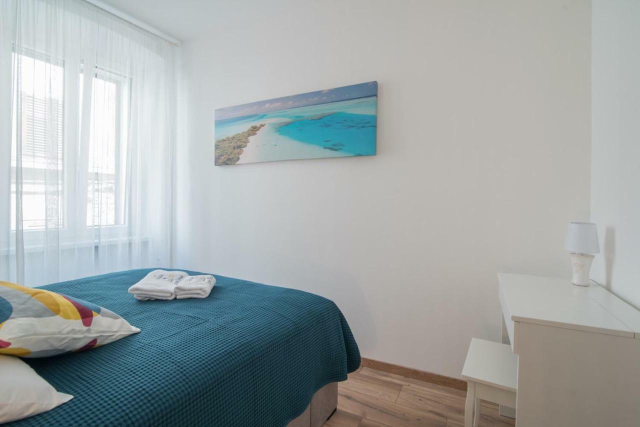 Leona Deluxe Apartments Pula Zewnętrze zdjęcie
